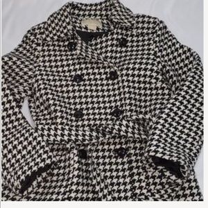 Houndstooth pea coat